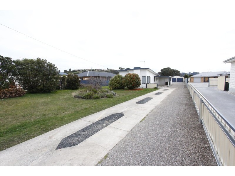 24 Josephine Street, West Ulverstone TAS 7315