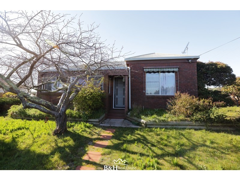 7 Evans Street, Cooee TAS 7320