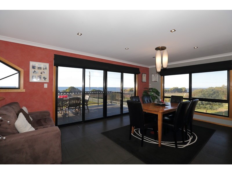 159 Penguin Road, West Ulverstone TAS 7315