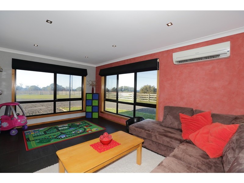 159 Penguin Road, West Ulverstone TAS 7315