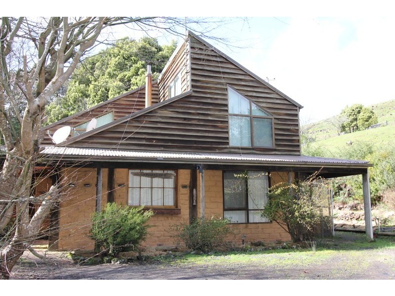 5 Greta Road, Upper Natone TAS 7321