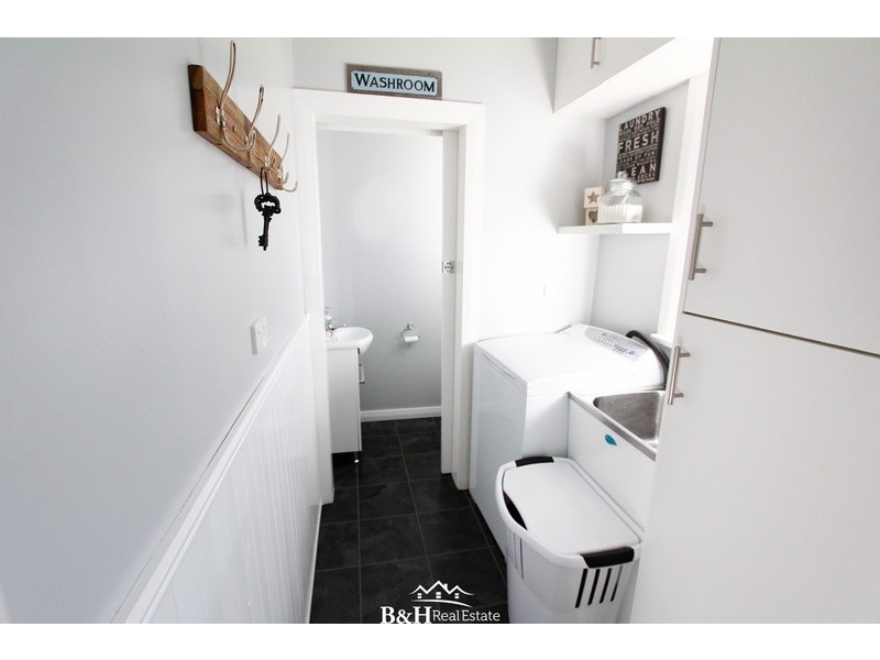 117 Main Street, Ulverstone TAS 7315