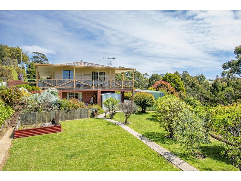59 Deviation Road, Penguin TAS 7316