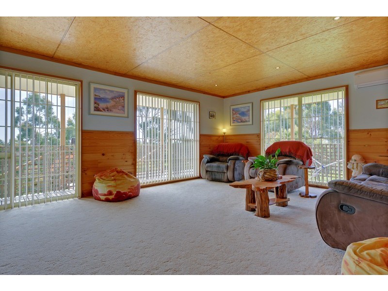 59 Deviation Road, Penguin TAS 7316