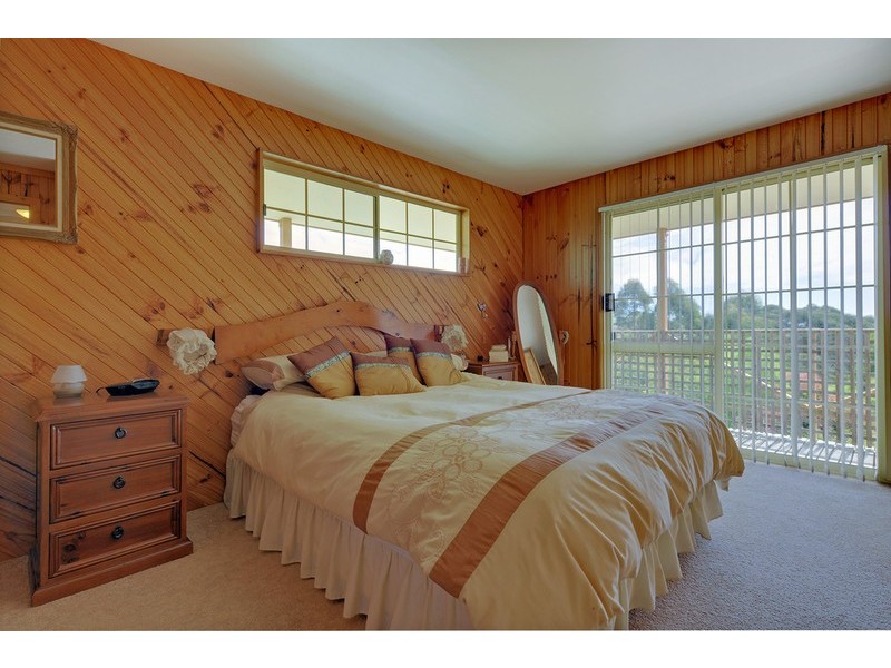 59 Deviation Road, Penguin TAS 7316