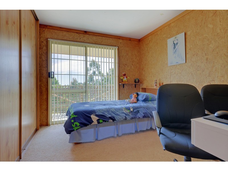 59 Deviation Road, Penguin TAS 7316