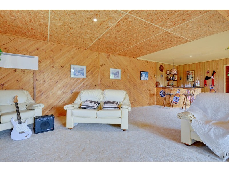 59 Deviation Road, Penguin TAS 7316