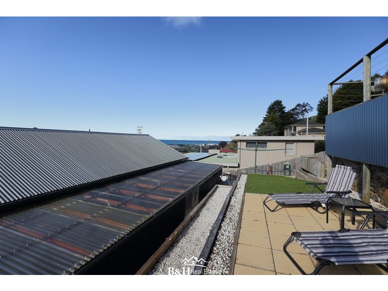 19 Bay Street, Parklands TAS 7320