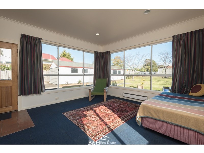 5 Riverside Avenue, Ulverstone TAS 7315