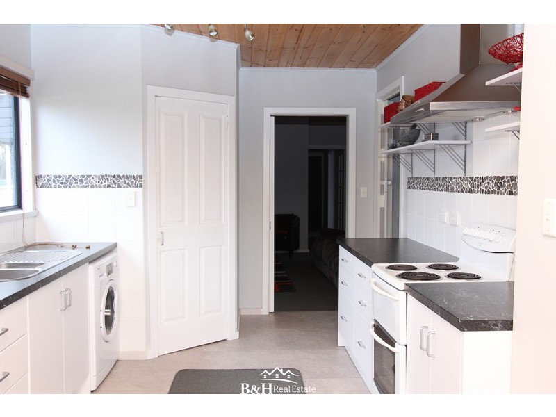 29 Camp Road, Waratah TAS 7321