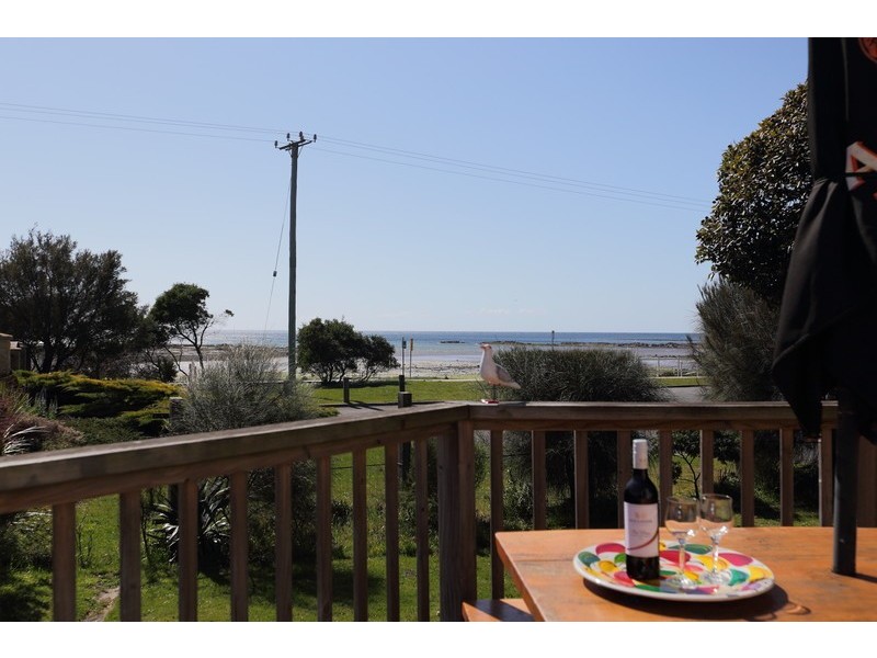 30 Old Bass Highway, Wynyard TAS 7325