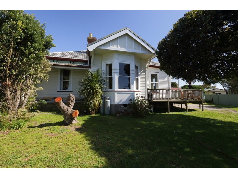 30 Old Bass Highway, Wynyard TAS 7325