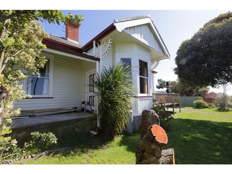 30 Old Bass Highway, Wynyard TAS 7325