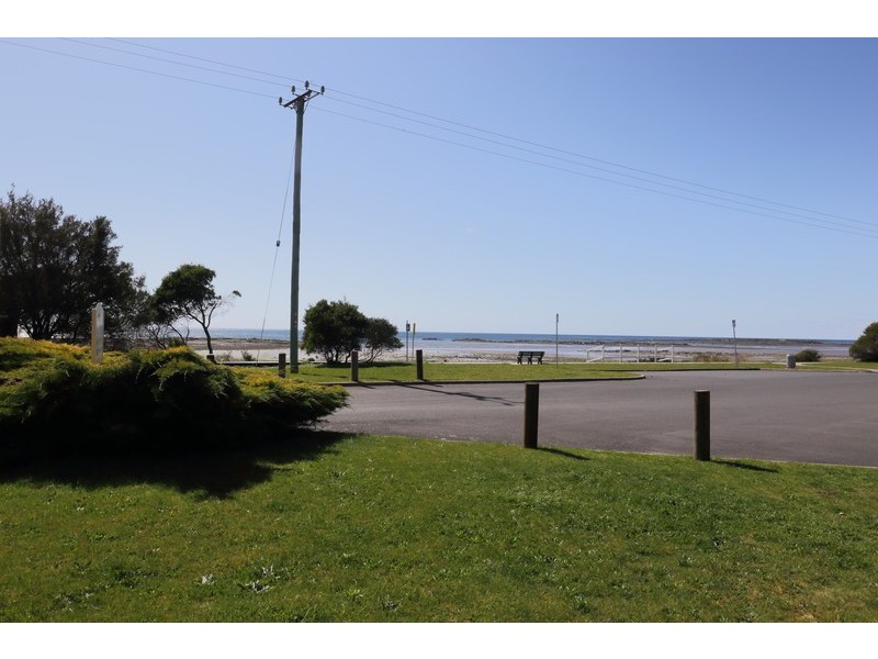 30 Old Bass Highway, Wynyard TAS 7325