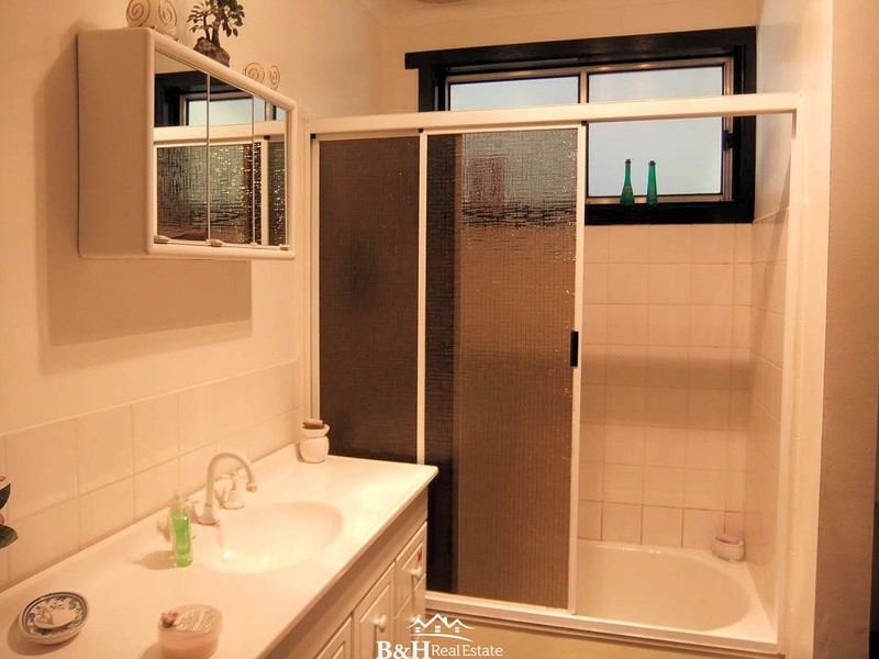 4 Collins Street, Waratah TAS 7321