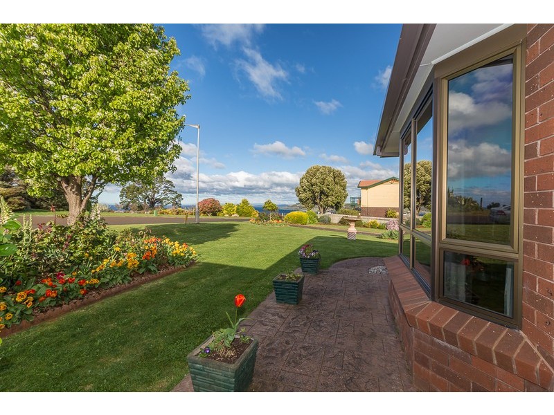 35 West Ridge Road, Penguin TAS 7316