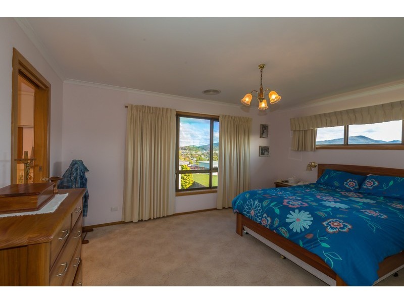 35 West Ridge Road, Penguin TAS 7316