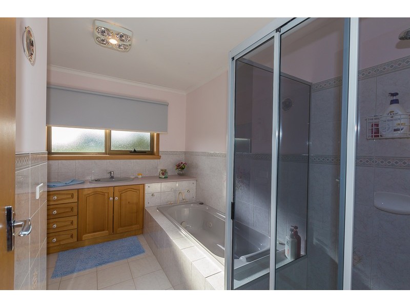 35 West Ridge Road, Penguin TAS 7316