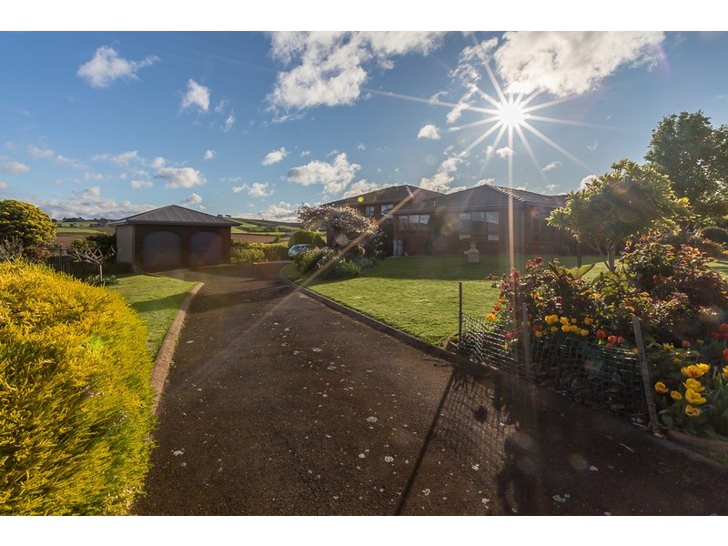 35 West Ridge Road, Penguin TAS 7316