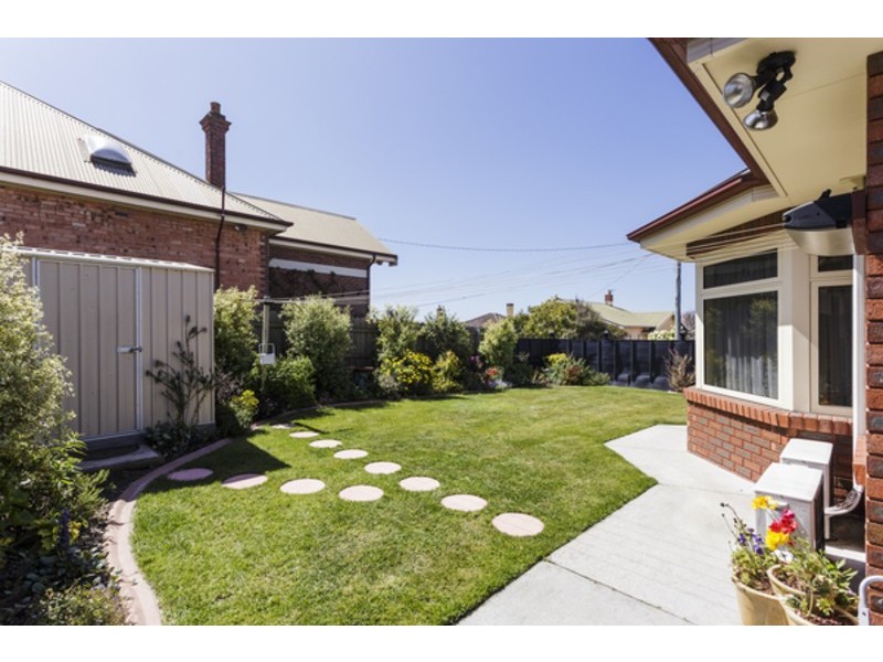 1/2 Harold Street, Devonport TAS 7310