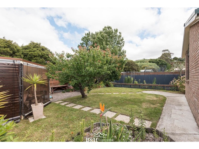 25 Westland Drive, West Ulverstone TAS 7315
