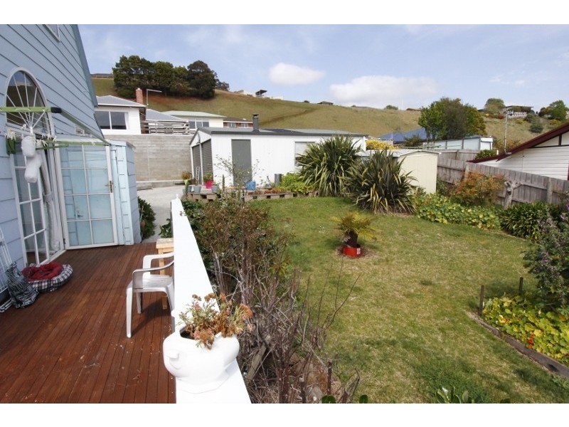 6 Kentish Street, Penguin TAS 7316