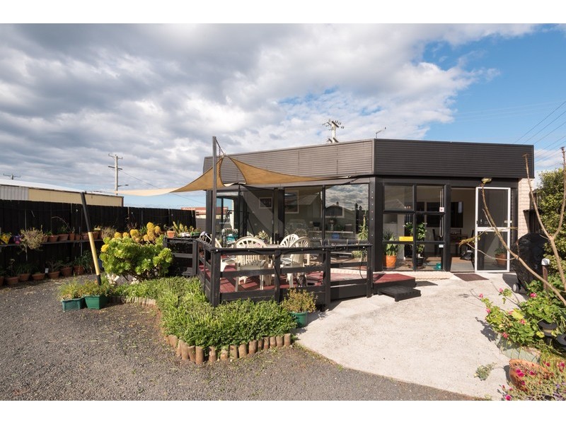 8 Dooley Street, Penguin TAS 7316