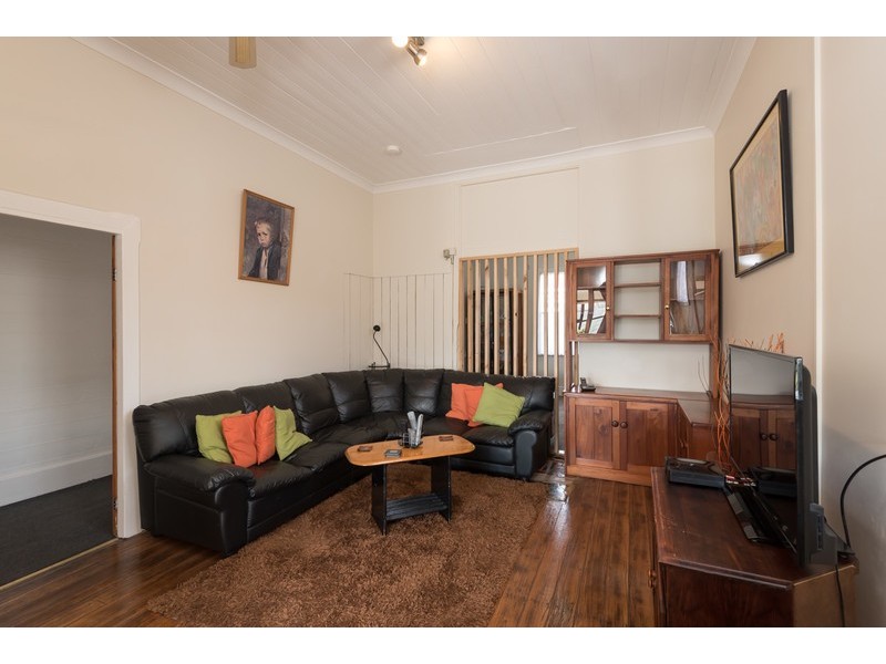 8 Dooley Street, Penguin TAS 7316