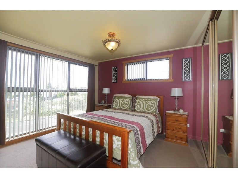 16 McGrath Street, Upper Burnie TAS 7320