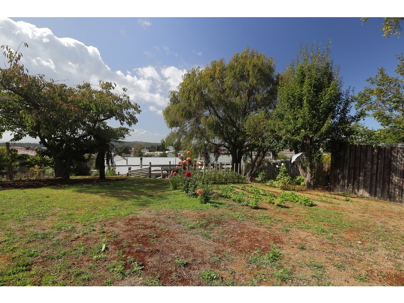 16 McGrath Street, Upper Burnie TAS 7320