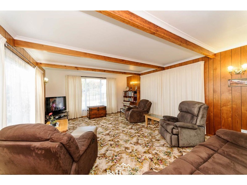3 Russell Street, Penguin TAS 7316
