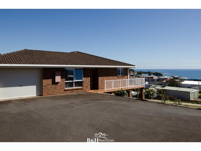 12 Kentish Street, Penguin TAS 7316