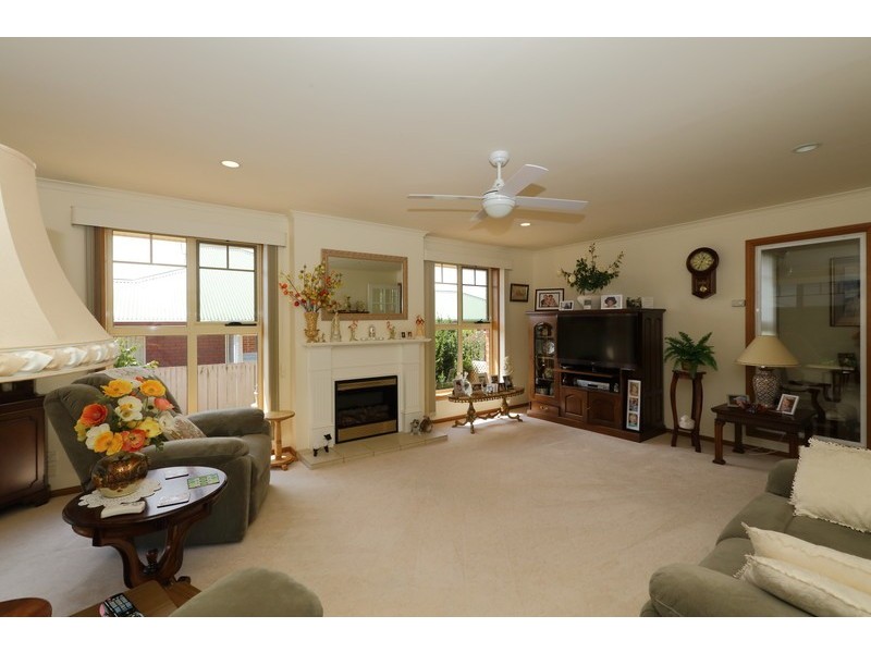 35 Seabreeze Avenue, Sulphur Creek TAS 7316