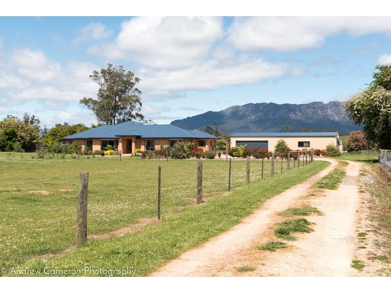 12 Formby Street, Sheffield TAS 7306