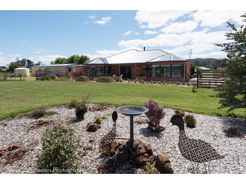 12 Formby Street, Sheffield TAS 7306