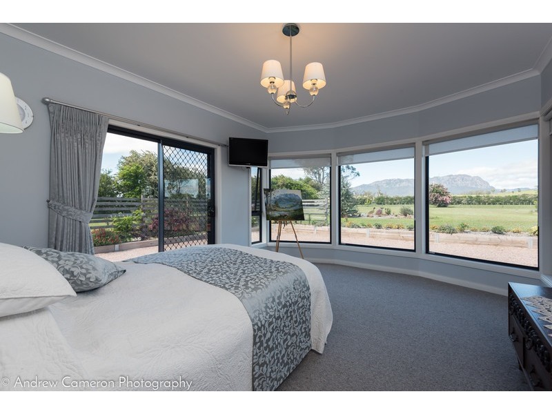 12 Formby Street, Sheffield TAS 7306