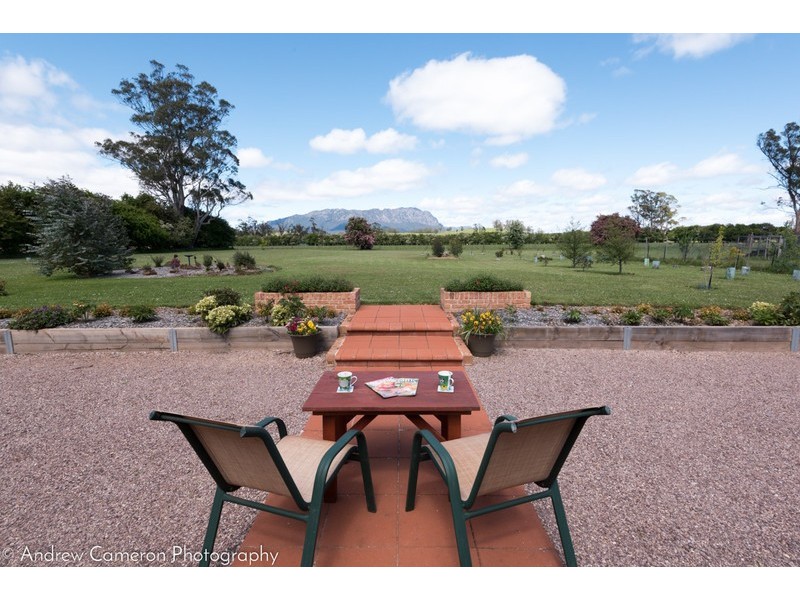 12 Formby Street, Sheffield TAS 7306