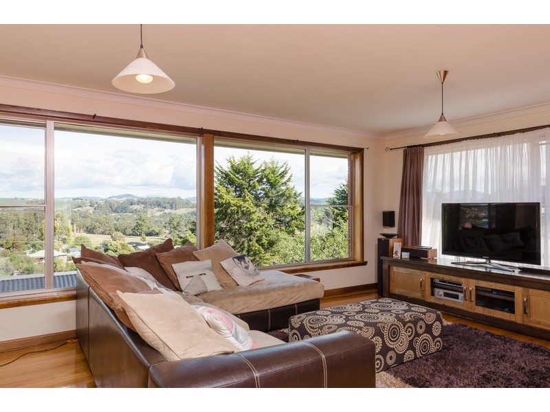 25 Lakin Street, West Ulverstone TAS 7315