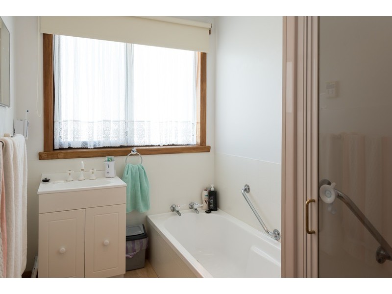 20 Boronia Avenue, Devonport TAS 7310