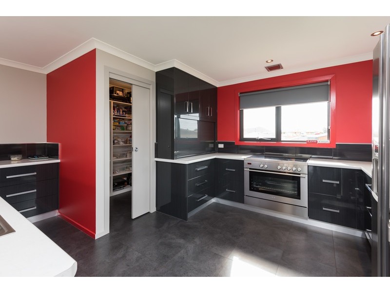 24 Coral Avenue, Ulverstone TAS 7315