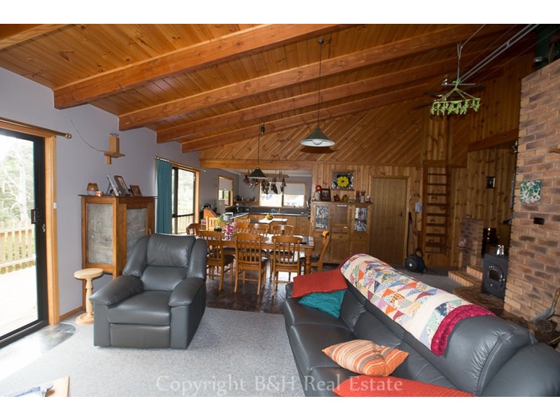 53 Locketts Road, Oldina TAS 7325