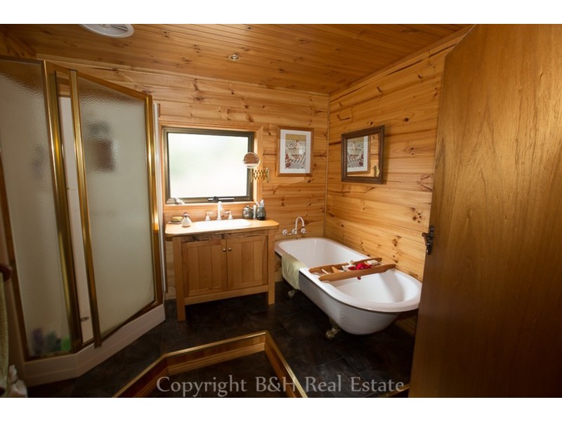 53 Locketts Road, Oldina TAS 7325