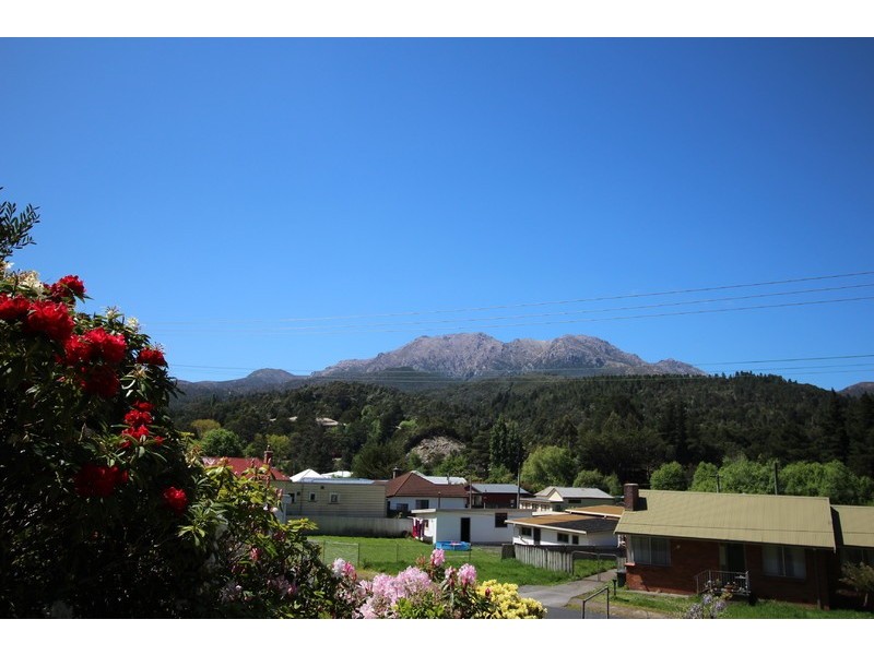 20-22 Urquhart Street, Queenstown TAS 7467