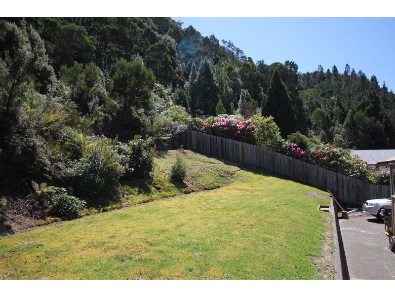 20-22 Urquhart Street, Queenstown TAS 7467