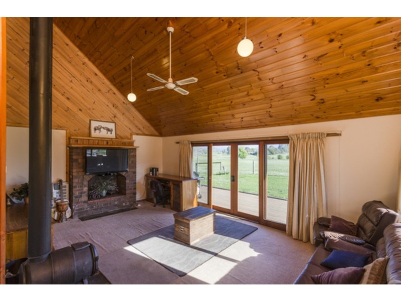 6 Elizabeth Street, Sheffield TAS 7306