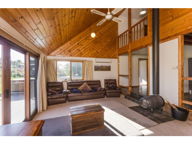 6 Elizabeth Street, Sheffield TAS 7306