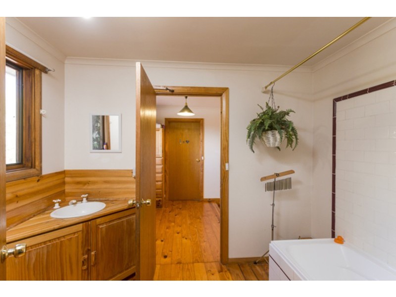 6 Elizabeth Street, Sheffield TAS 7306