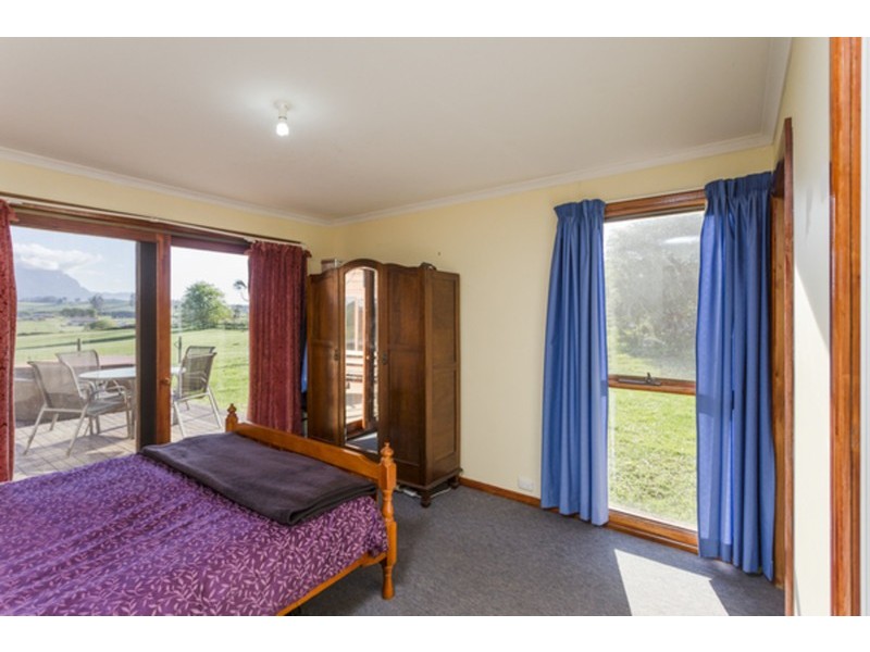 6 Elizabeth Street, Sheffield TAS 7306
