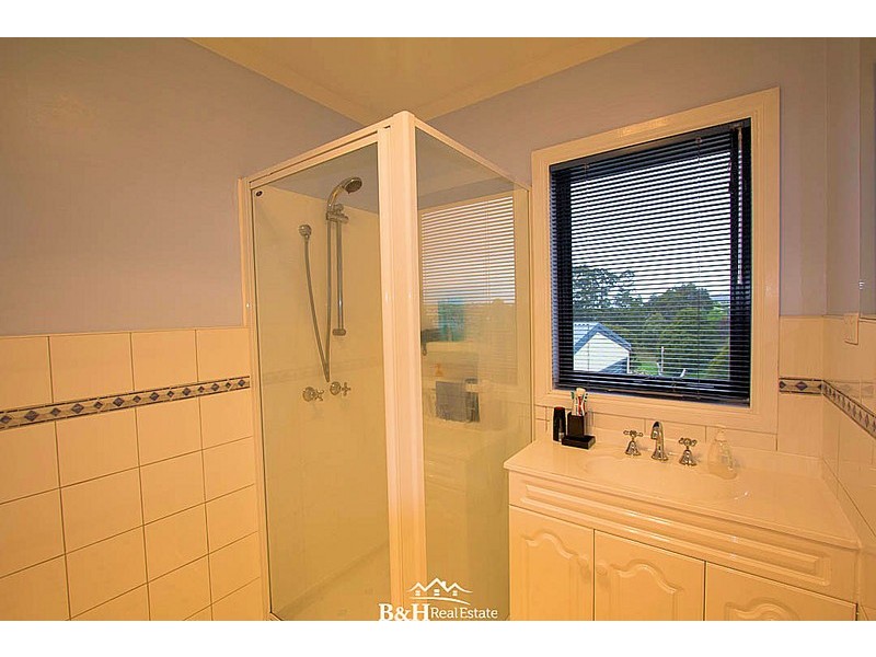 4 Grenville Street, Acton TAS 7320