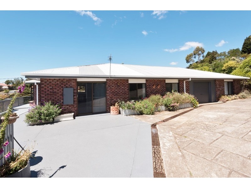 40 South Road, Penguin TAS 7316